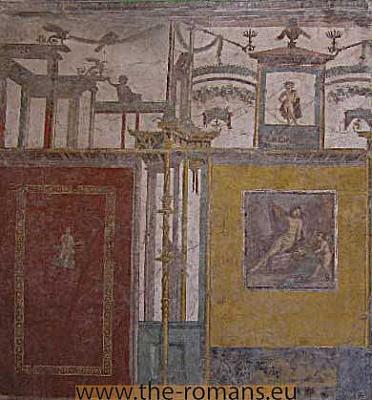 Wallpainting in the 4th pompeian style 